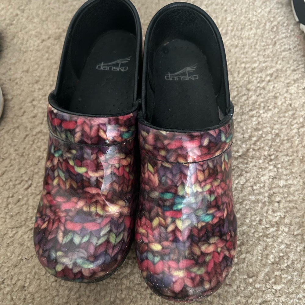 Clogs